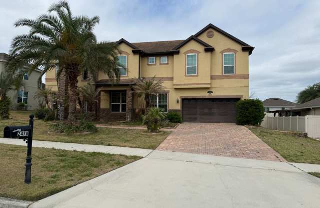 Gorgeous 5 bedrooms, 4 bath, 3 car garage single family home in Clermont photos photos