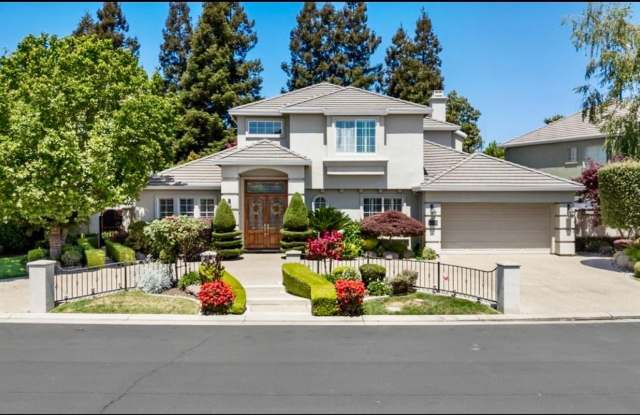 Prestigious Spanish Bay Circle Home in Guard-Gated Brookside photos photos