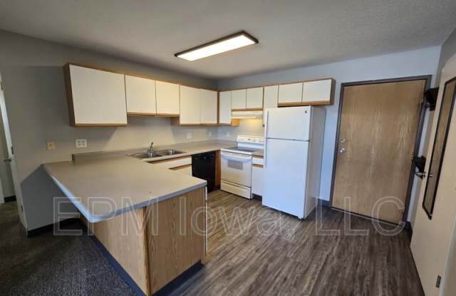 60 Miller Avenue Southwest #13 photos photos