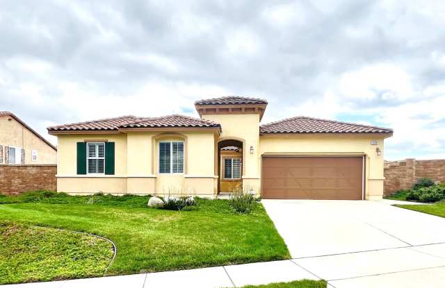 Beautiful 4 Bedroom, 2.5 Baths Single Family Home with 3 Car Tandem Parking Garage and Backyard with Hills and City View photos photos