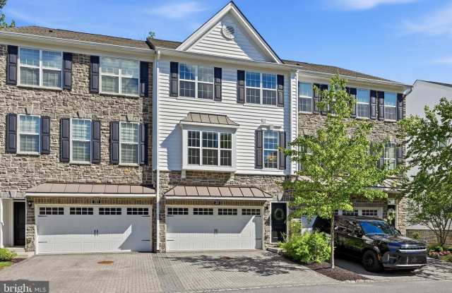 211 CORVUS Circle photos photos