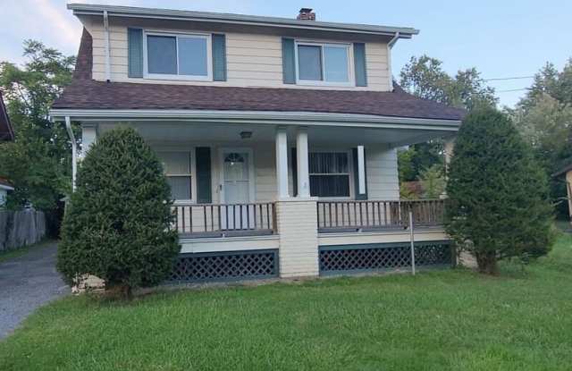 340 E Judson Ave - 340 East Judson Avenue, Youngstown, OH 44507