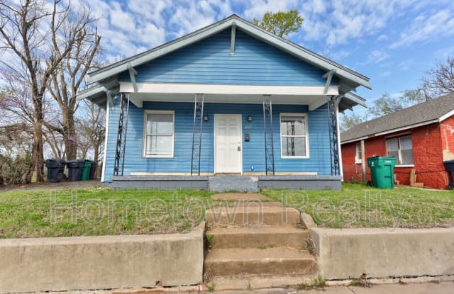 2105 N Lottie Avenue photos photos