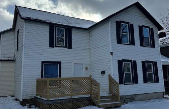 521 W Second photos photos