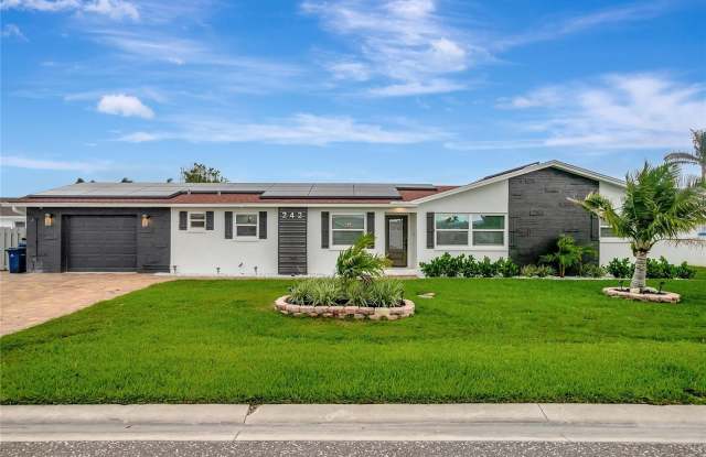 242 176TH AVENUE E photos photos