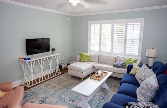 Great location off Milledge Ave! Gallery 3