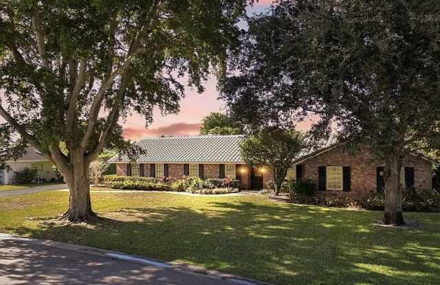 2500 Nw 114th Ave photos photos