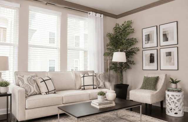Stone Pointe Gallery 2