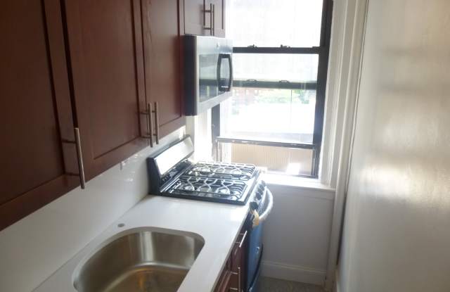 237 East 20th Street apt #8D Gallery 2