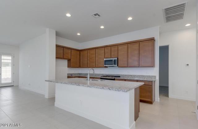 458 W Golden Aspen Gallery 4
