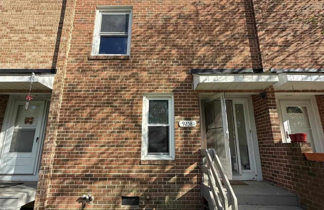 9258 CANTERBURY RIDING photos photos