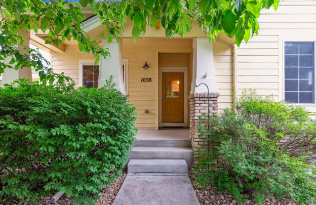 1038 Village Circle photos photos