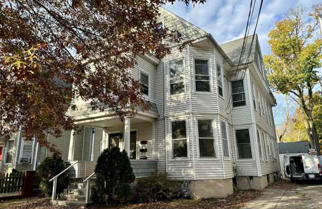 875 Elm Street photos photos