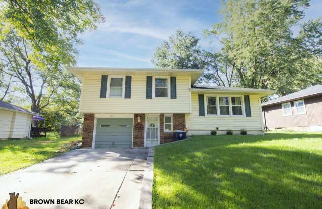 8651 East 108th Terrace Gallery 1
