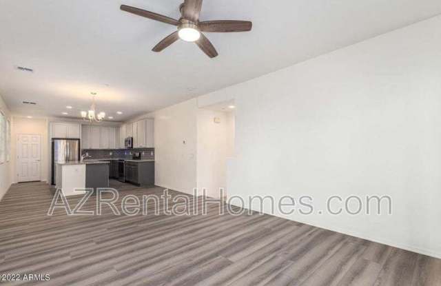 1683 E Dogwood Ln Gallery 4