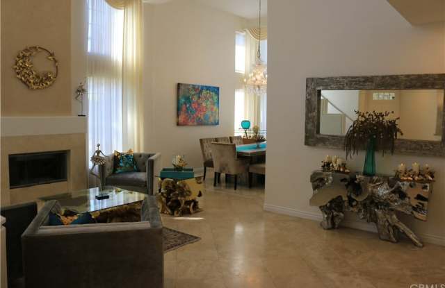 21 Halsey Avenue Gallery 2