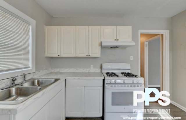 2821 Palm Dr photos photos