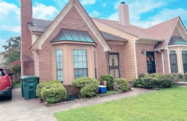 Coming soon | 2 bed 2 bath | 5819 Grassy Valley 38141 photos photos Coming soon | 2 bed 2 bath | 5819 Grassy Valley 38141 photos photos