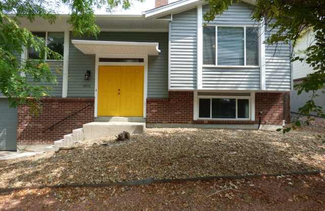 $0 DEPOSIT OPTION, SPACIOUS 4 BEDROOM BI-LEVEL HOME IN AURORA KNOLLS - HUTCHINSON HEIGHTS NEIGHBORHOOD - 2910 South Richfield Street, Aurora, CO 80013 $0 DEPOSIT OPTION, SPACIOUS 4 BEDROOM BI-LEVEL HOME IN AURORA KNOLLS - HUTCHINSON HEIGHTS NEIGHBORHOOD - 2910 South Richfield Street, Aurora, CO 80013