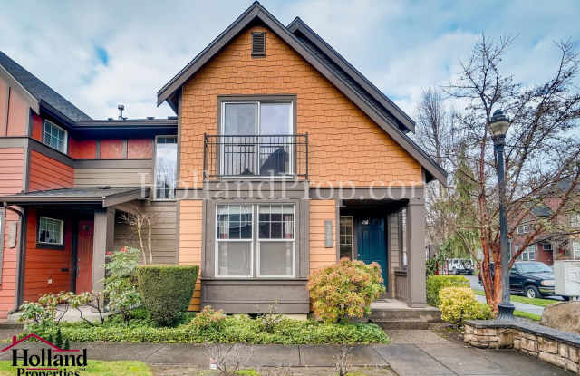 Beautiful 2 Bedroom 2.5 Bathroom Townhouse in Hillsboro! photos photos