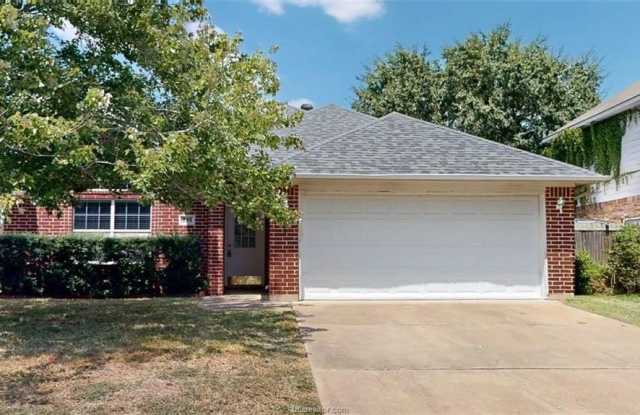 235 Stuttgart Circle - 235 Stuttgart Circle, College Station, TX 77845