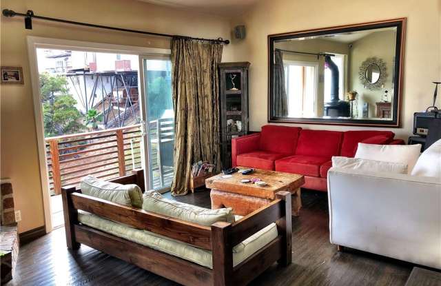 6914 Viso Dr Gallery 2