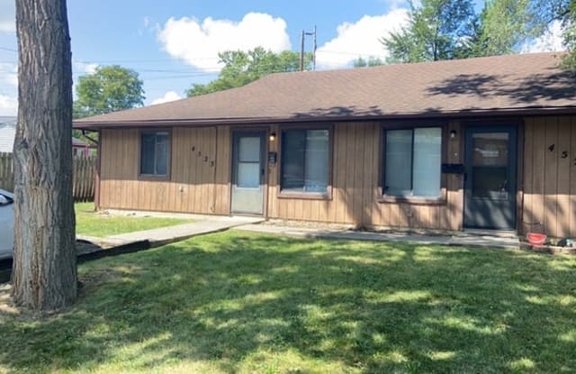 4525 Elliot Avenue photos photos