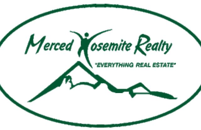 3BD/3BA North Merced Home | Granite Kitchen & Fireplace | $2,000 Gallery 3