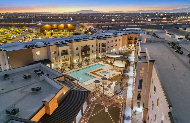 Album Union Village Age 55+ Apartment Homes Gallery 2