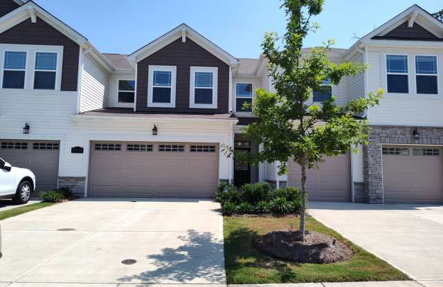 Move in ready Townhome in Northfield Crossing! photos photos