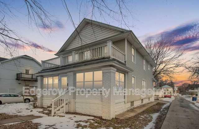 666 Myrtle St NW photos photos