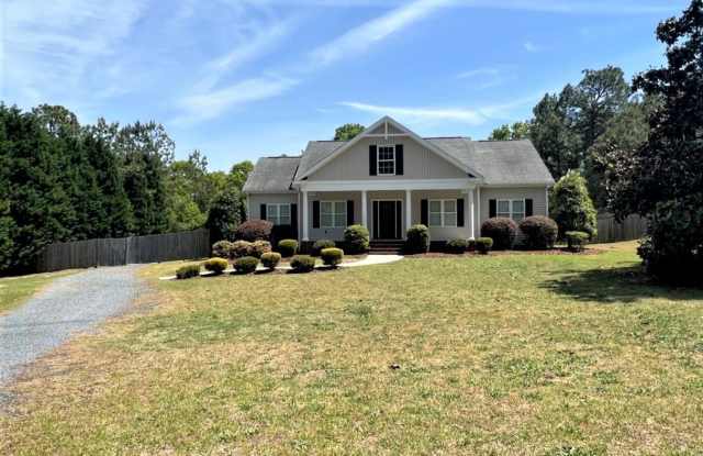 2239 E Indiana Ave - 2239 East Indiana Avenue, Moore County, NC 28387