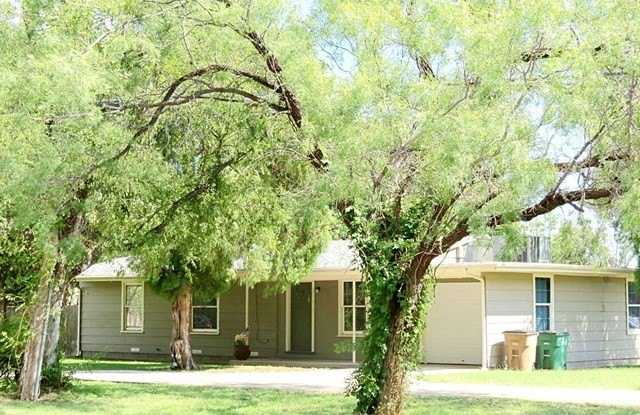 1530 Christoval Road Gallery 1