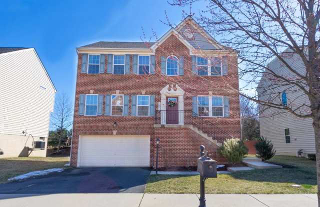 Gainesville Single Family Home - 4 bed 2 1/2 bath with 2 car garage photos photos