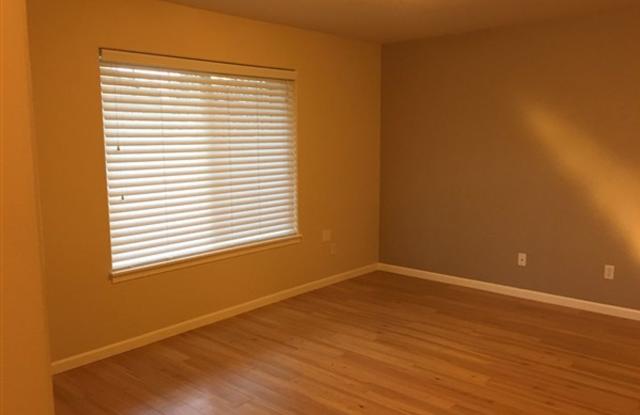 3 Bedroom Home in Bend's Sun Meadows Community Gallery 4