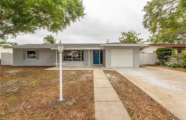 5926 27TH AVENUE N - 5926 27th Avenue North, St. Petersburg, FL 33710