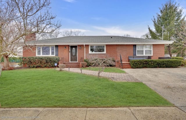 501 Freehold Street - 501 Freehold Street, Oakhurst, NJ 07755