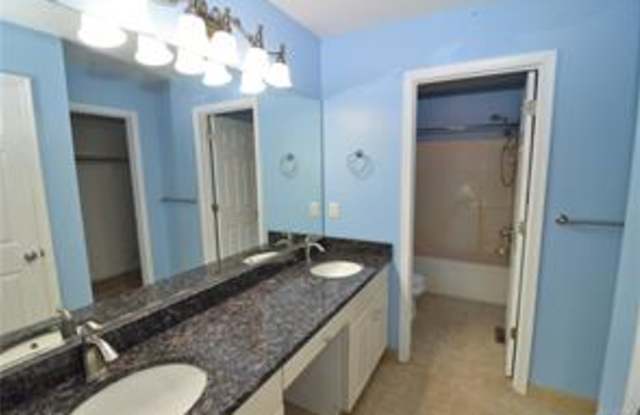 13000 Chimney Stone Court Gallery 3