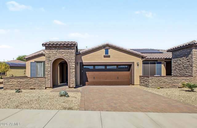 17656 W CEDARWOOD Lane Gallery 1