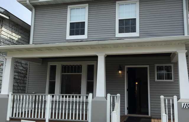 110 Douglas Street - 110 South Douglas Street, St. Paul, MN 55102