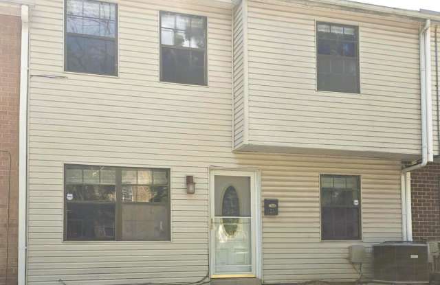 25 SAWMILL Run unit: 25 - 25 Sawmill Run, Norristown, PA 19401