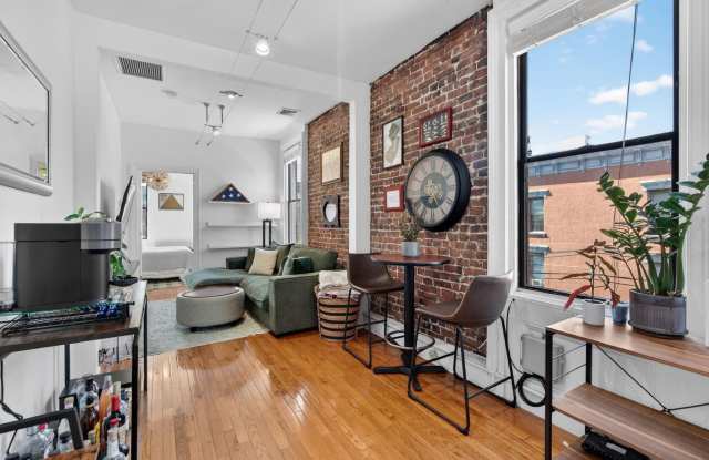 133 MADISON ST Gallery 1