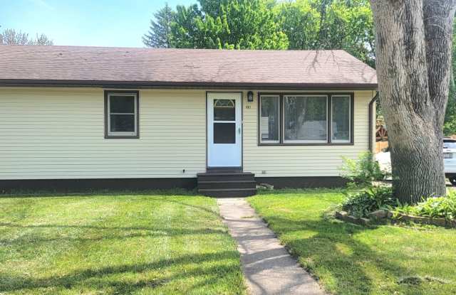 3061 Neptune Ave - 3061 Neptune Avenue, Eau Claire, WI 54703