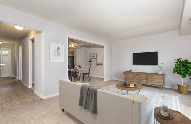 Scarborough Square Townhomes & Apartments Gallery 3