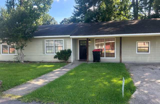 Spacious 3BR Home with 1,900 Sq. Ft. of Living Space photos photos