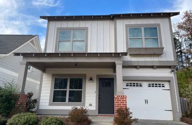 Spacious 3 bedroom home with garage and fenced backyard! photos photos