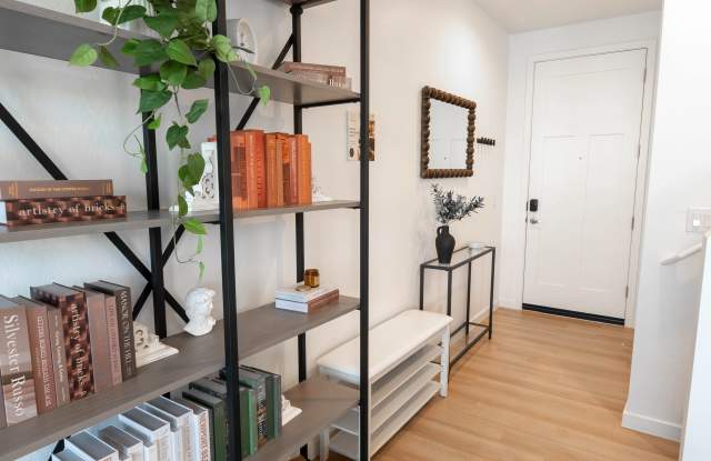 Zenn Skyview Gallery 4