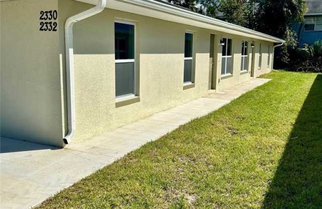 2330-2332 Hoople Street photos photos