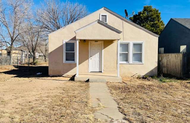 2 Bed 1 Bath Home! photos photos