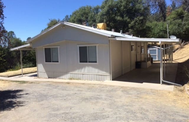 5041 Tip Top Rd - 5041 Tip Top Road, Mariposa County, CA 95338